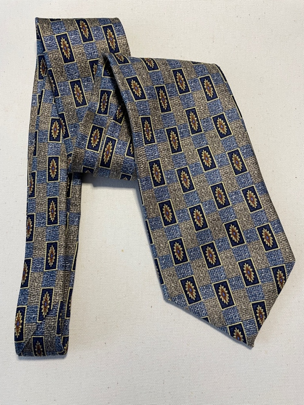 CHRISTIAN DIOR Vintage Silk Blue & Gold Pattern Luxury Business Office Tie